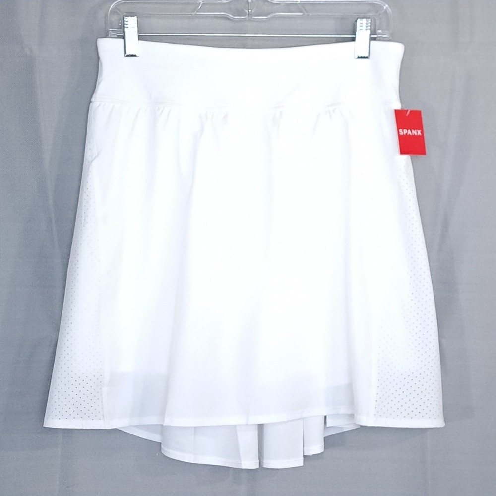 Spanx Women's Size Medium Get Moving Skort 17 Inch Activewear Golf White